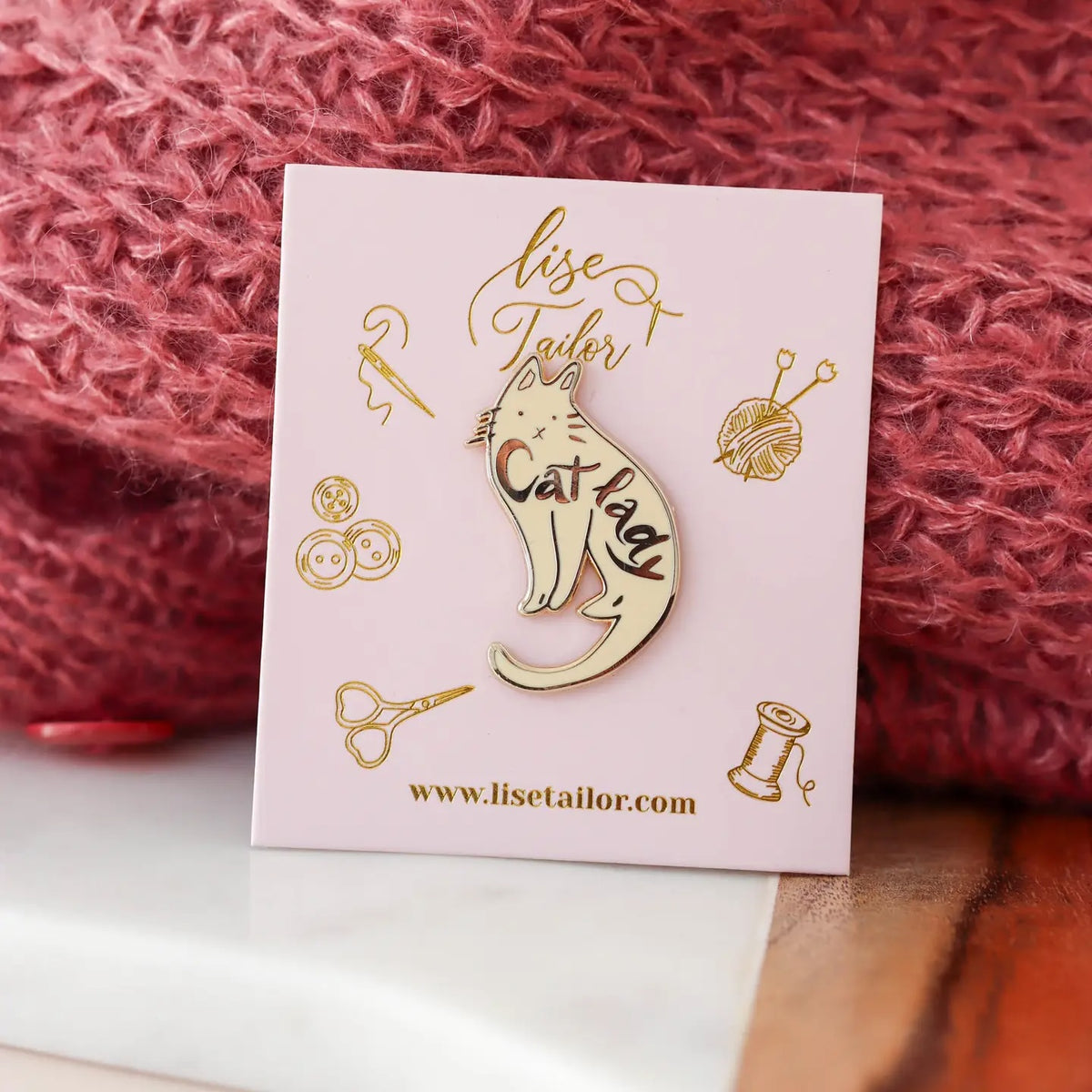 Cat Lady Magnetic Needle Holder by Lise Tailor
