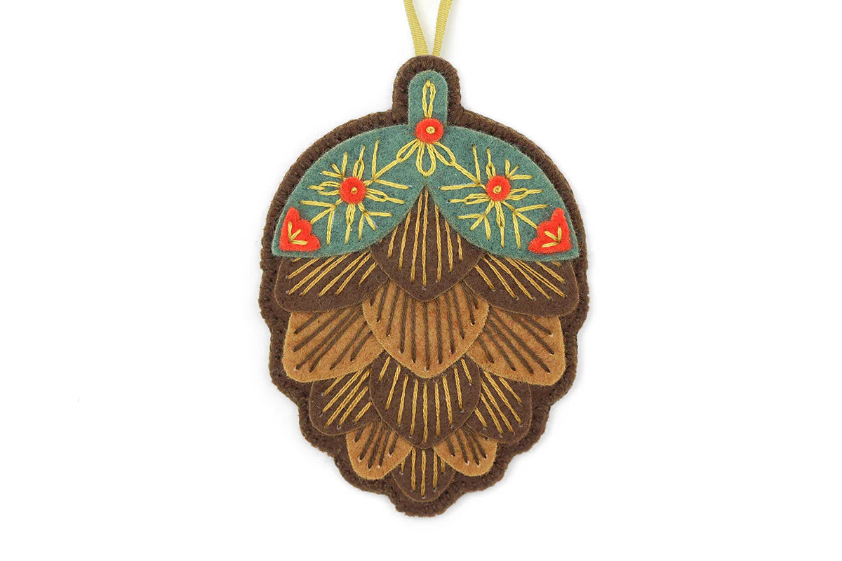 Pinecone - Felt Ornament Kit