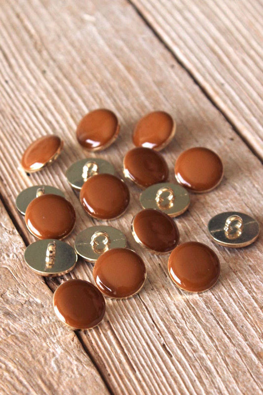 Chic Caramel Button by Eglantine et Zoé