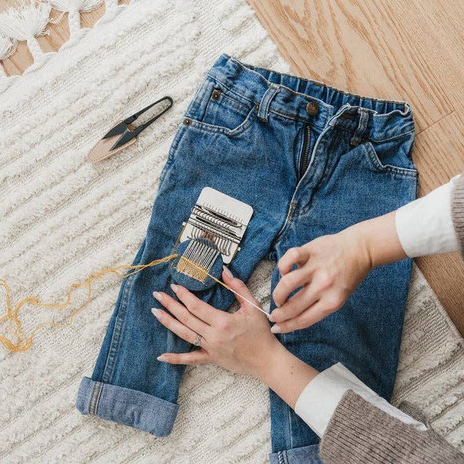 Darning and Repair Tool