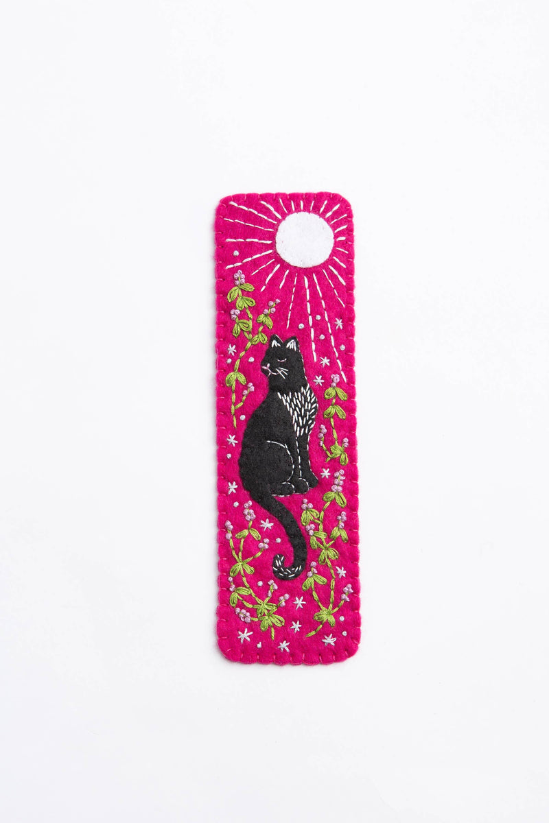 Black Cat Bookmark Felt Craft Kit | Beginner Kit for Adults