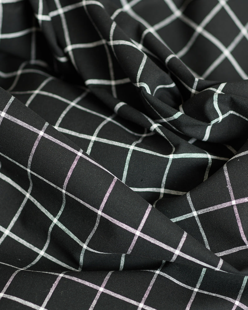 Essex Y/D Classic Wovens in Black by Robert Kaufman