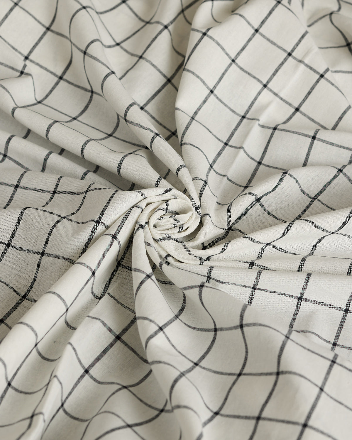 Essex Classic Woven in Nautical by Robert Kaufman
