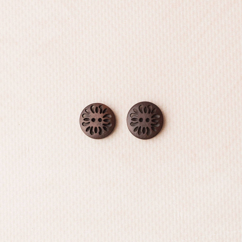 Wooden buttons 15mm
