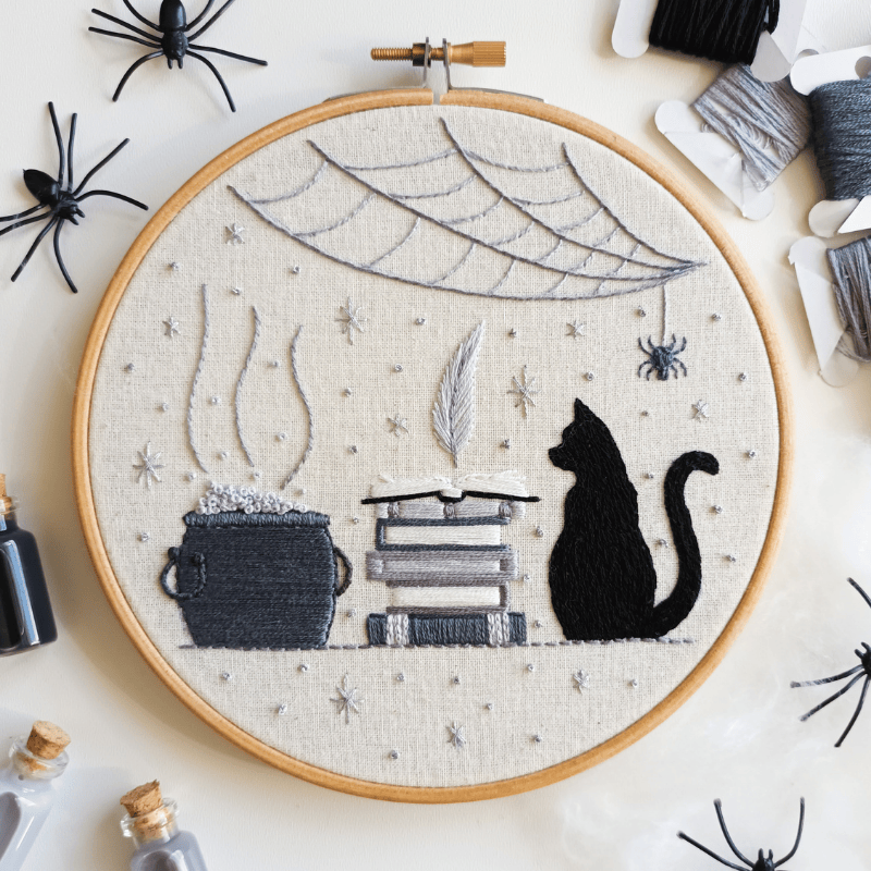 Embroidery kit - Spooky spells
