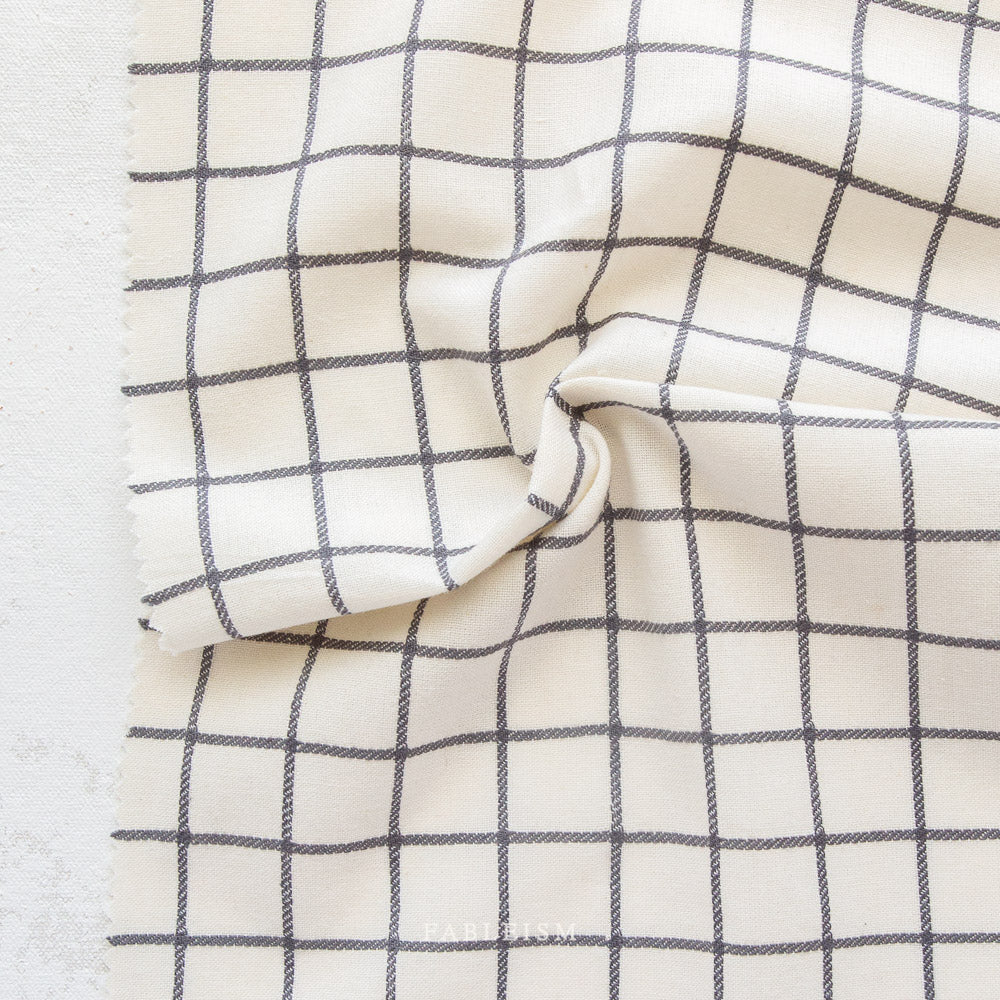 Trellis Woven in Carbon